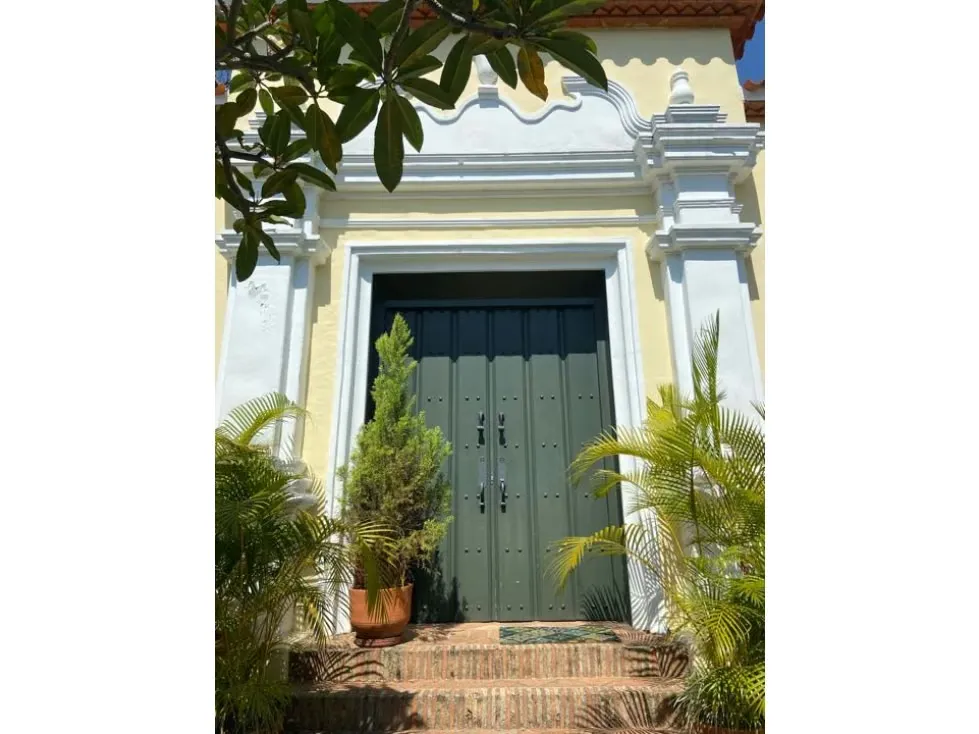 Se vende casa 1000m2 5h/6b/15p Los Chorros 4939 - 10