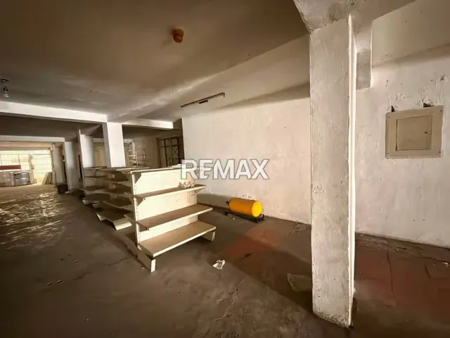 Venta de Edificio Comercial en Prado de María, Av. Roosevelt - 7