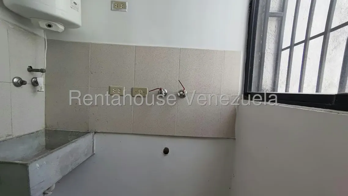 Apartamento (1 Nivel) en Venta en La Quinta, Miranda - 12