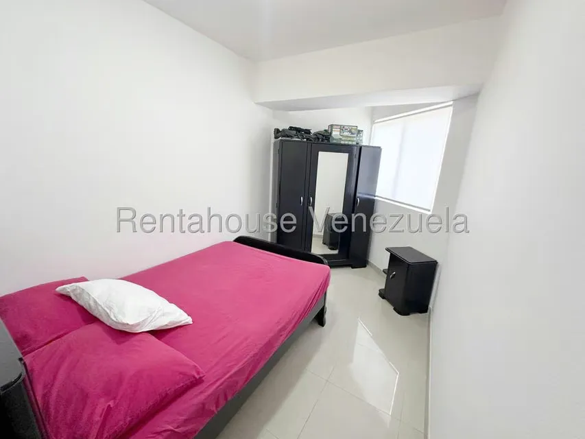 Apartamento (1 Nivel) en Venta en Santa Monica, Distrito Metropolitano - 18