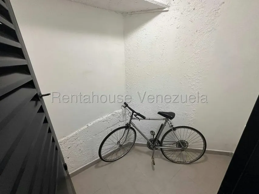 Apartamento (1 Nivel) en Venta en Santa Monica, Distrito Metropolitano - 31