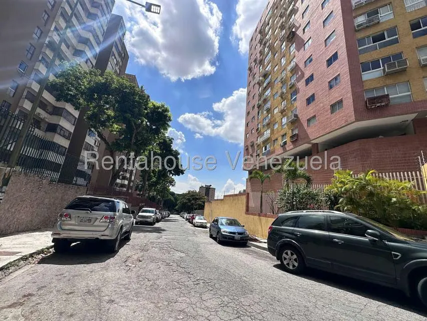 Apartamento (1 Nivel) en Venta en Santa Monica, Distrito Metropolitano - 34