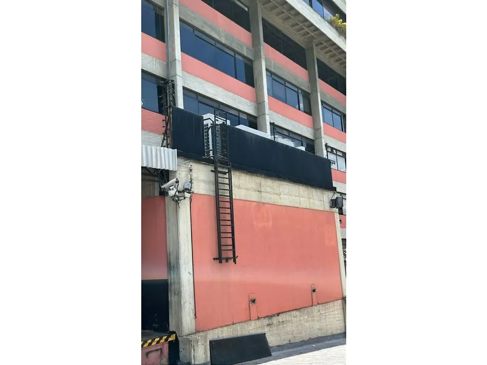 VENTA OFICINA EN LOS CORTIJOS 1212 M2 326566 - 2
