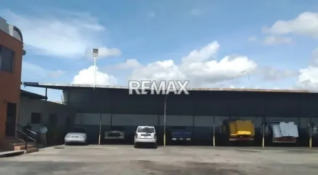 Venta de Terreno en los Guayos, 7.974 mt2 con edificios - 14