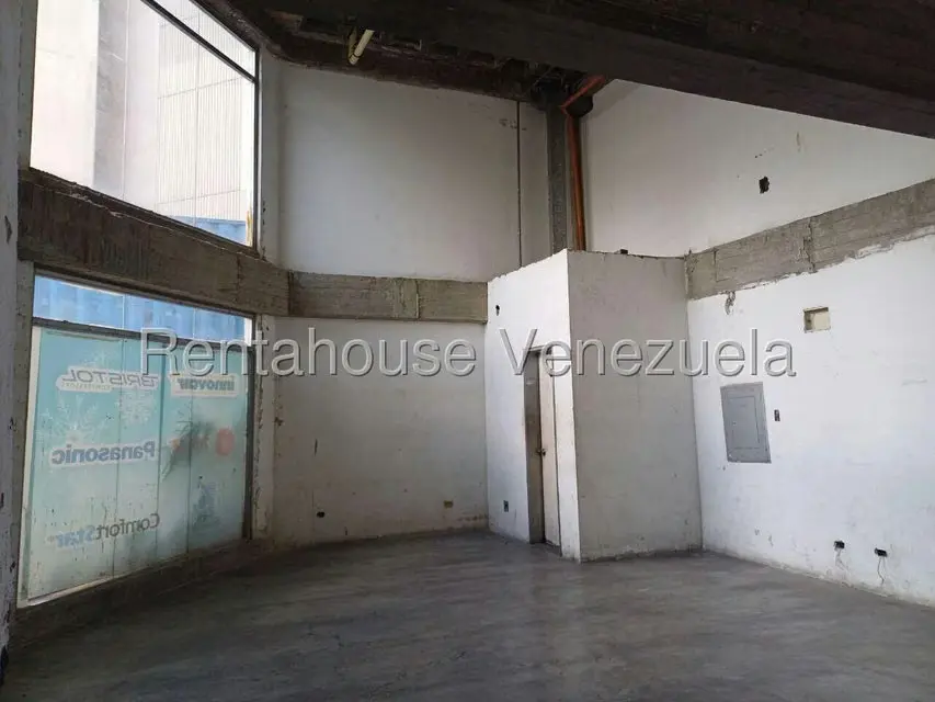 Local Comercial en Alquiler en El Rosal, Distrito Metropolitano - 5