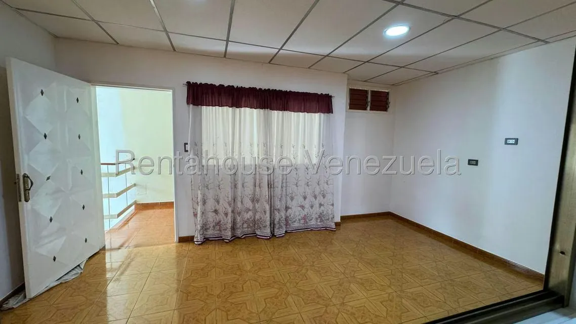Casa (Duplex) en Venta en La Candelaria, Aragua - 4