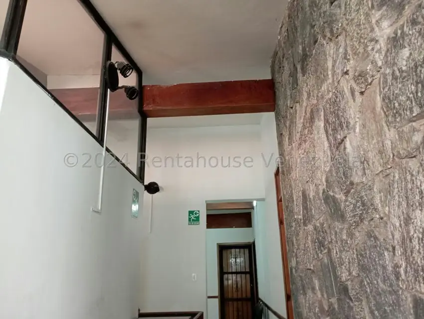 Edificio en Venta en Avenida Urdaneta, Merida - 24