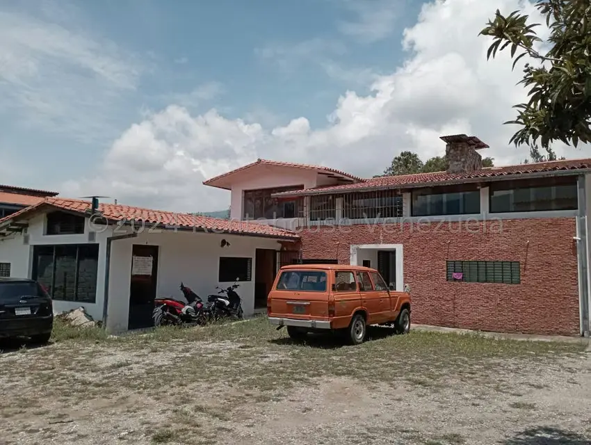 Edificio en Venta en Avenida Urdaneta, Merida - 27