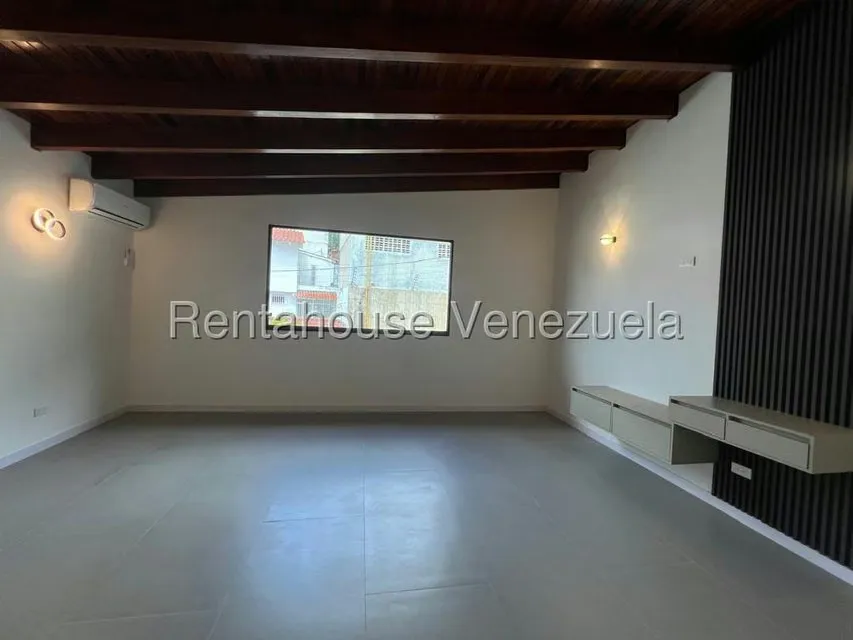 Casa (1 Nivel) en Venta en Los Palos Grandes, Distrito Metropolitano - 18