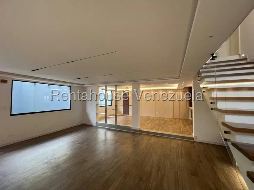 Casa (1 Nivel) en Venta en Los Palos Grandes, Distrito Metropolitano - 30
