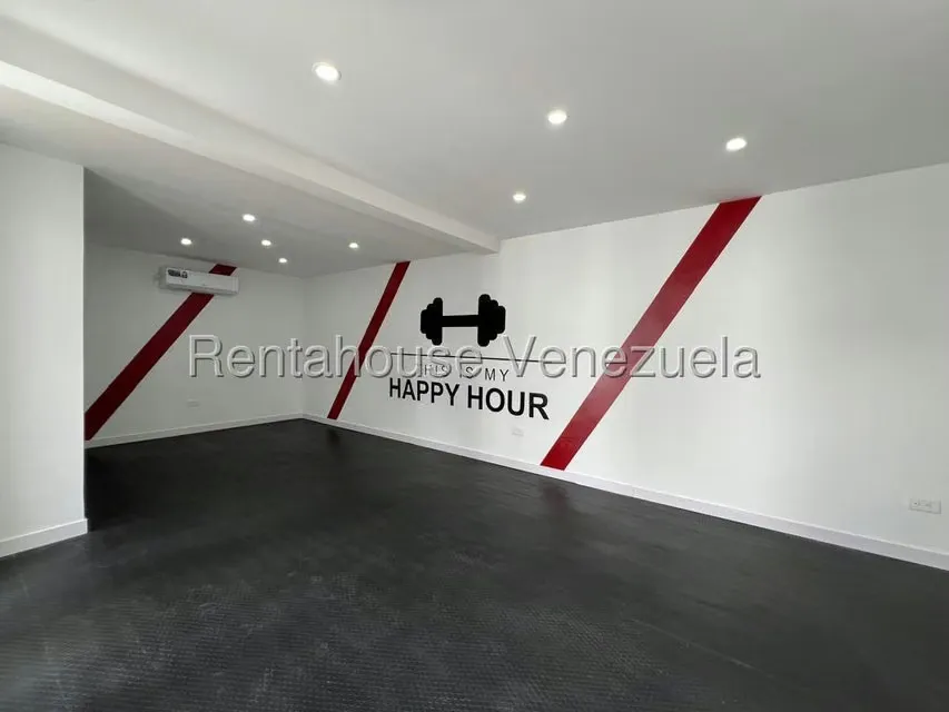 Casa (1 Nivel) en Venta en Los Palos Grandes, Distrito Metropolitano - 36