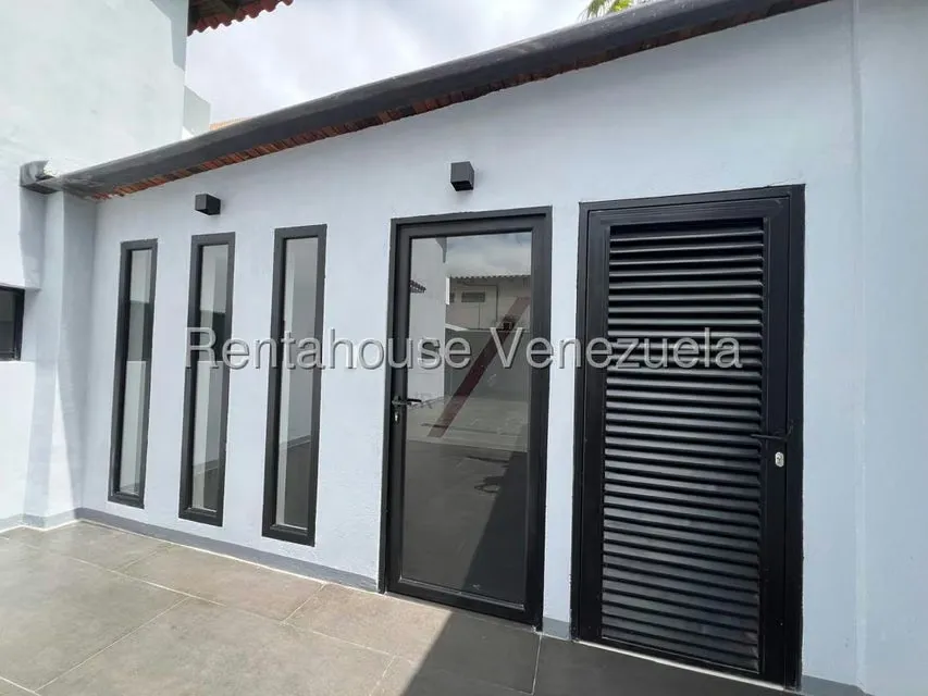 Casa (1 Nivel) en Venta en Los Palos Grandes, Distrito Metropolitano - 39