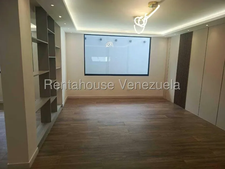Casa (1 Nivel) en Venta en Los Palos Grandes, Distrito Metropolitano - 6