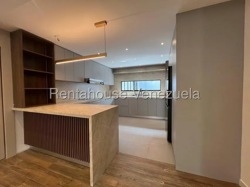 Casa (1 Nivel) en Venta en Los Palos Grandes, Distrito Metropolitano - 9