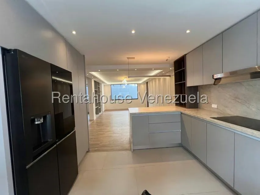 Casa (1 Nivel) en Venta en Los Palos Grandes, Distrito Metropolitano - 10