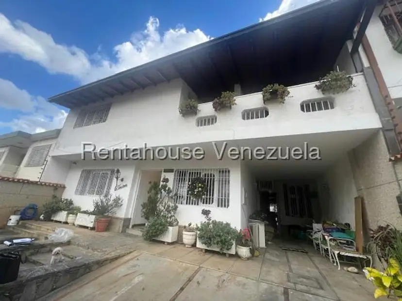 Casa (Duplex) en Venta en El Marques, Distrito Metropolitano