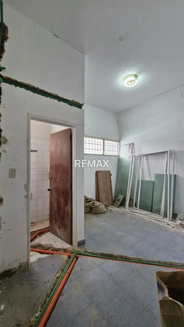 LOCAL PARA REMODELAR EN VENTA - 5