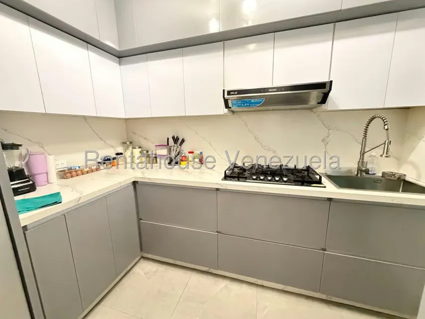 Casa (Multipes Niveles) en Venta en San Martin, Distrito Metropolitano - 11