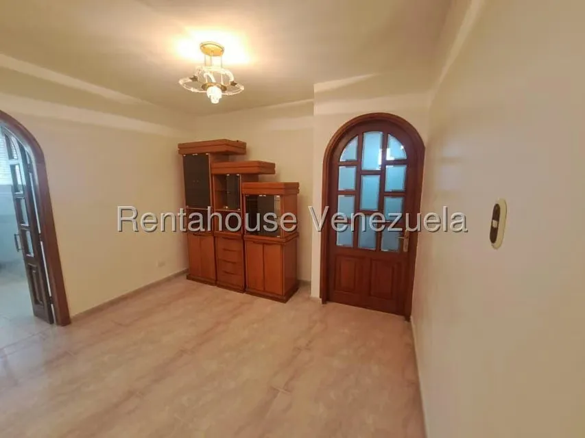 Apartamento (1 Nivel) en Venta en Montalban II, Distrito Metropolitano - 24