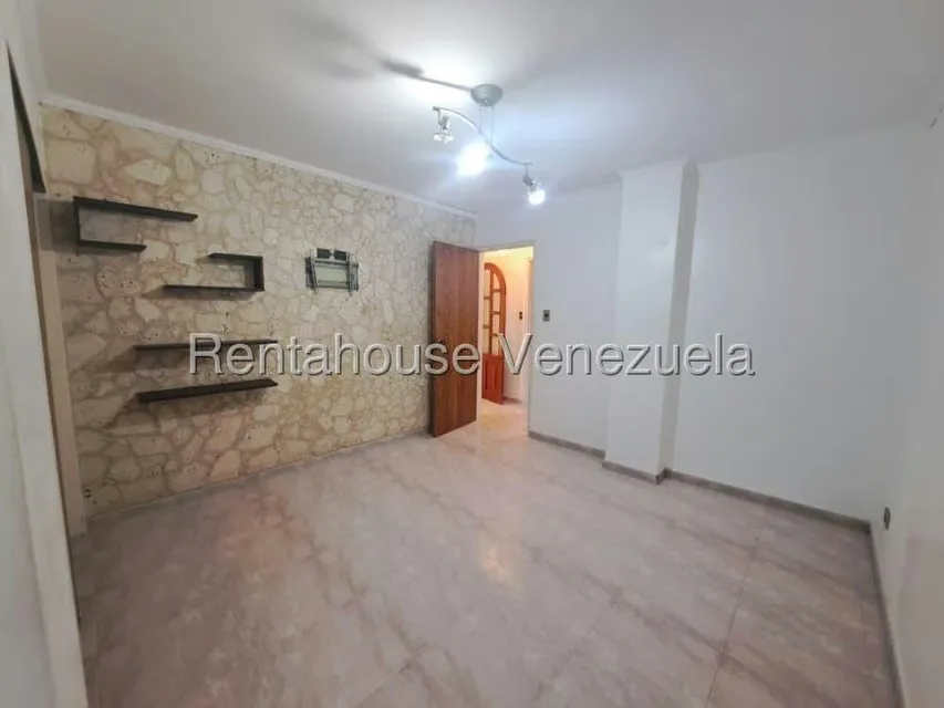 Apartamento (1 Nivel) en Venta en Montalban II, Distrito Metropolitano - 29