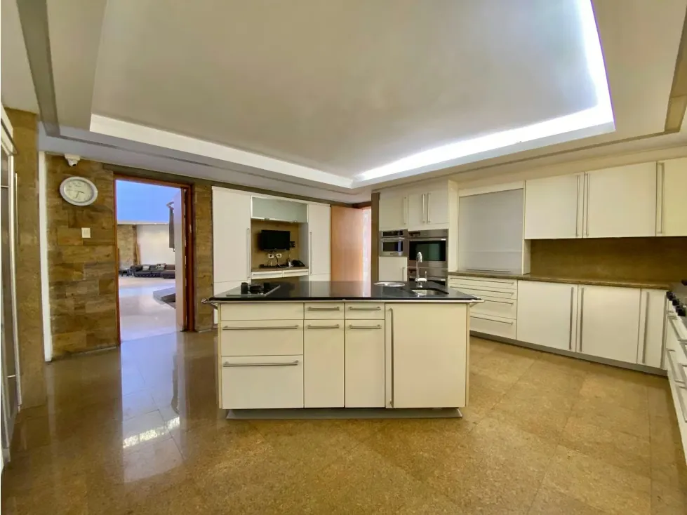 Se vende casa 1100m² 6h+3s/6b+2s/8e Los chorros - 30