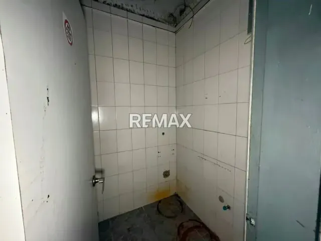 VENDO LOCAL COMERCIAL ZONA CENTRO DE BARQUISIMETO - 16