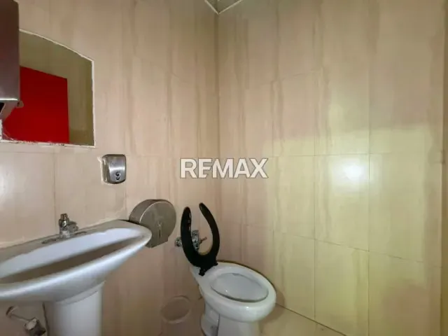 VENDO LOCAL COMERCIAL ZONA CENTRO DE BARQUISIMETO - 19