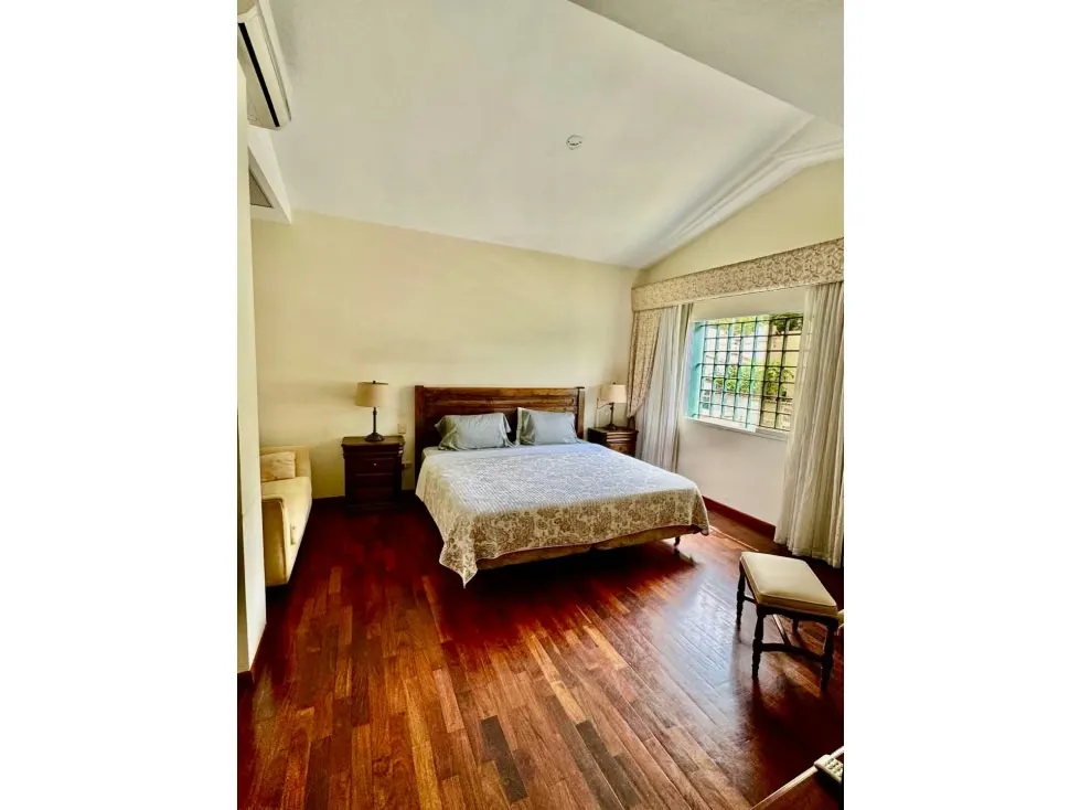 Se vende casa 312m2 3h+s/5b/4p Alta Florida - 23