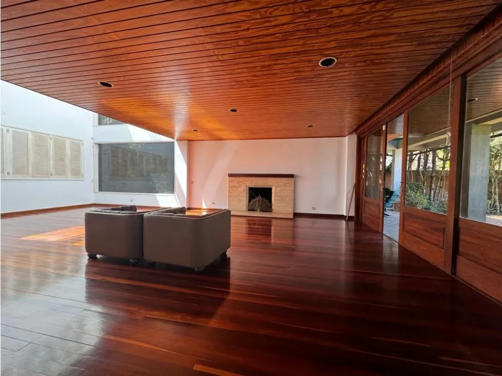 Se vende casa 850m2 La Lagunita 0581 - 12