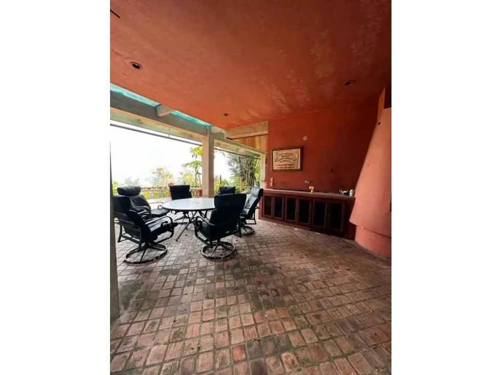 Se vende casa 850m2 La Lagunita 0581 - 26