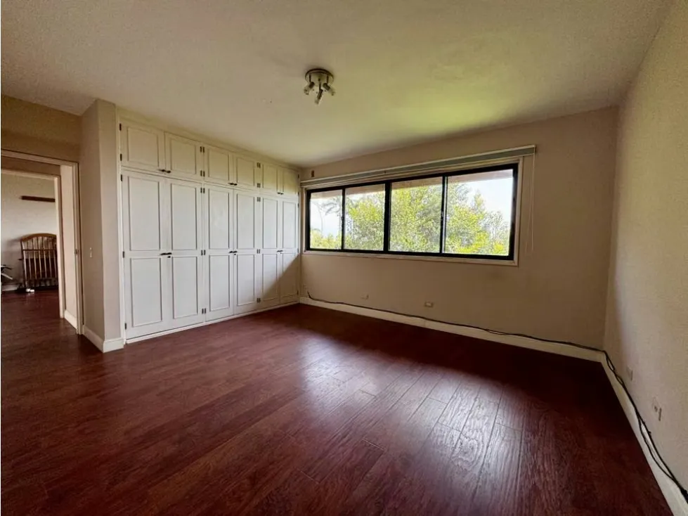 Se vende casa 850m2 La Lagunita 0581 - 30