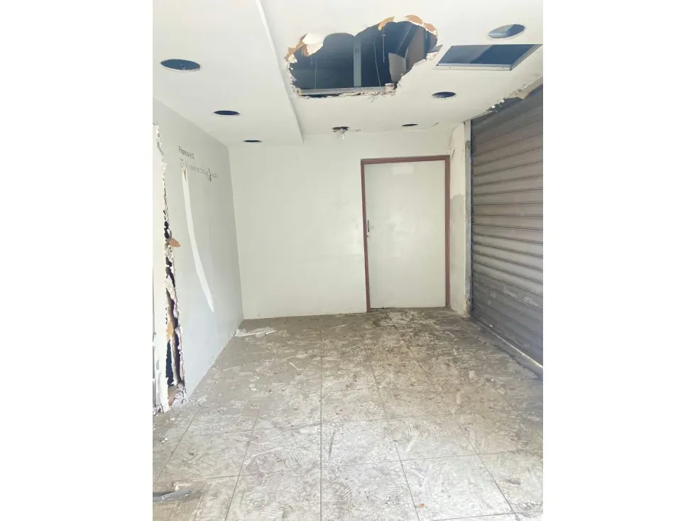 Alquiler de Local Comercial en Catia 200 metros.2500$ - 12