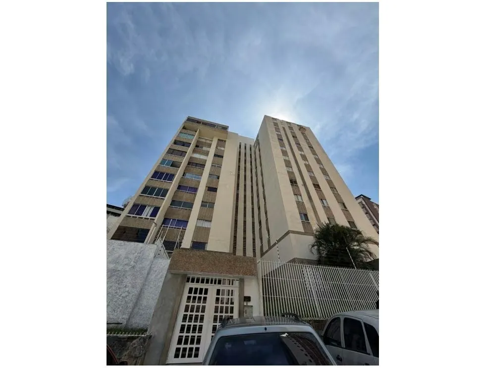 Vendo apartamento para remodelar 158m2 Santa Rosa de Lima 4933