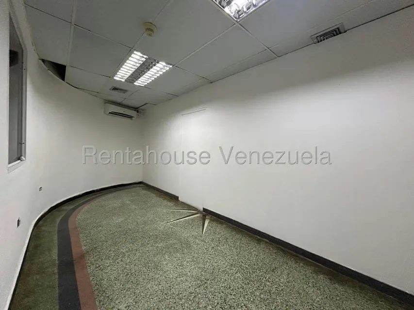 Oficina en Venta en Paraiso, Zulia - 32