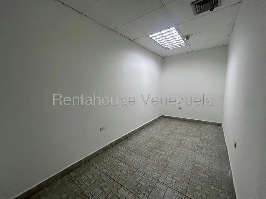 Oficina en Venta en Paraiso, Zulia - 76