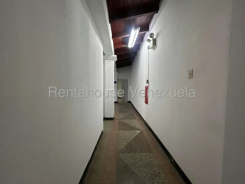 Oficina en Venta en Paraiso, Zulia - 81