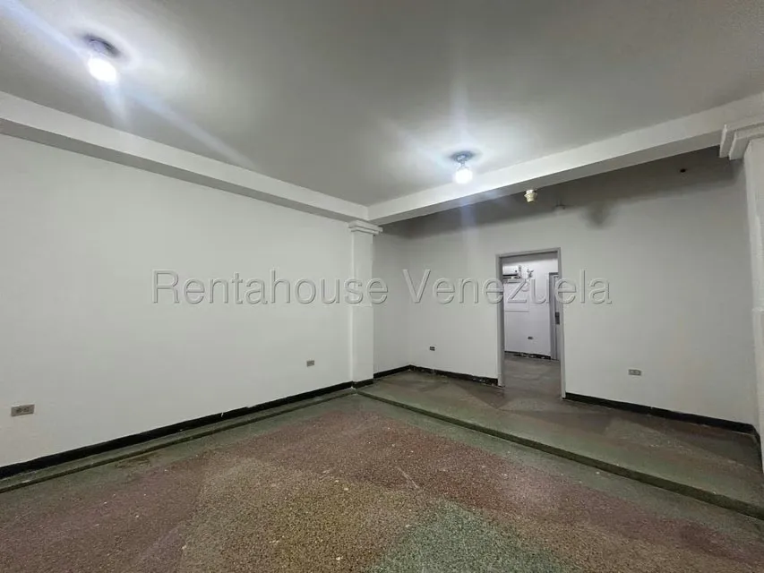 Oficina en Venta en Paraiso, Zulia - 86