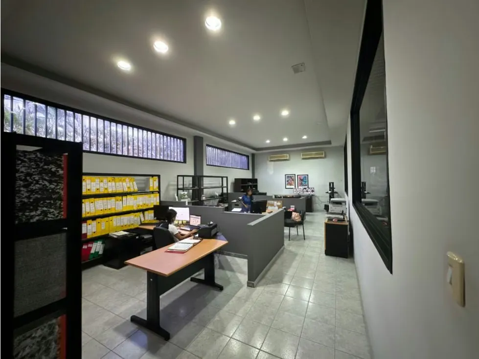 VENDO GALPÓN 5.000m2 CHARALLAVE - 11