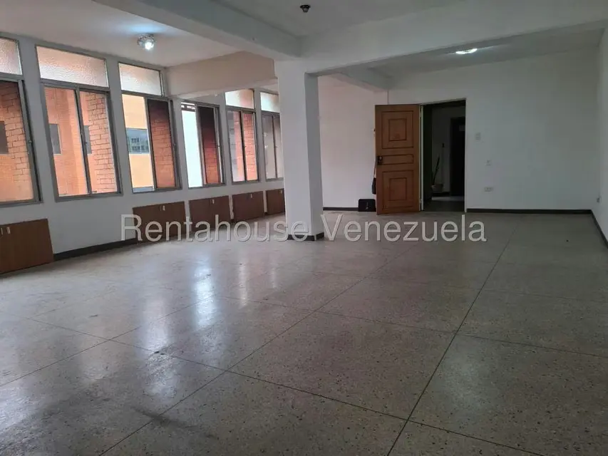 Local Comercial en Alquiler en Centro, Lara - 13