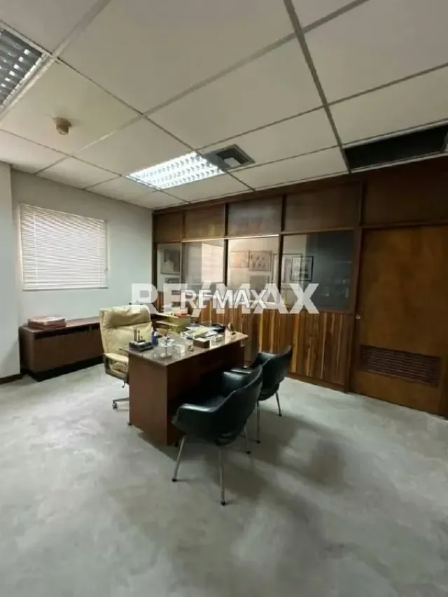 Concesionario en Venta Av. Bella Vista - 3