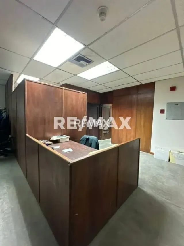 Concesionario en Venta Av. Bella Vista - 4
