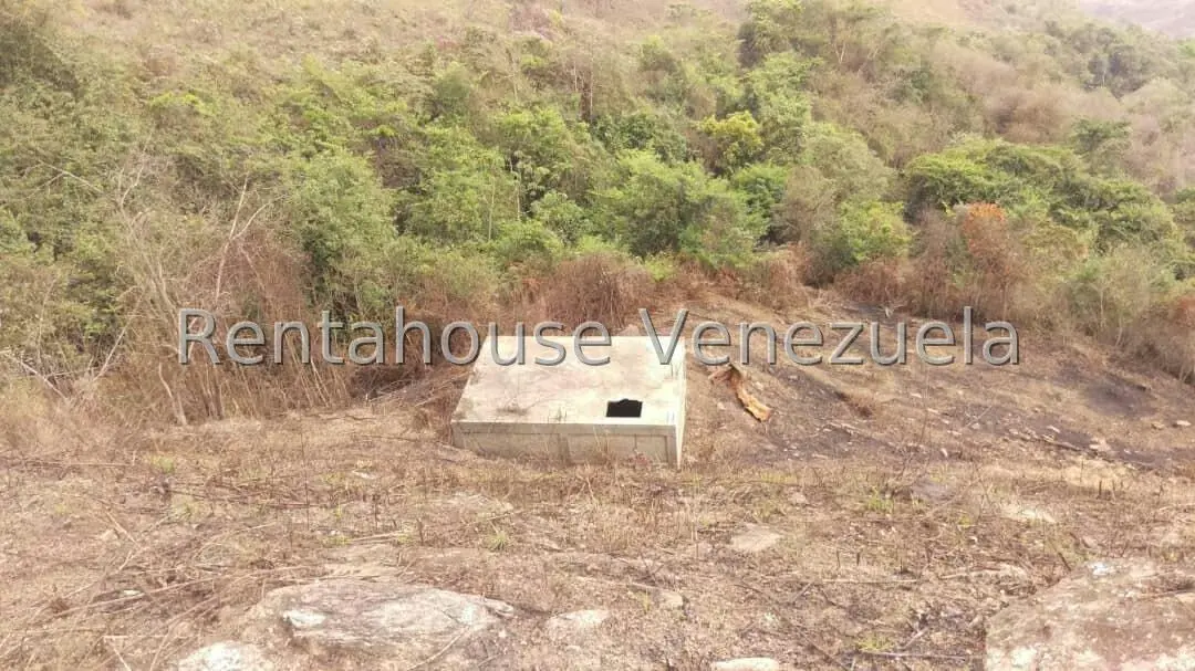 Terreno (Comercial) en Venta en El Junquito, Distrito Metropolitano - 6
