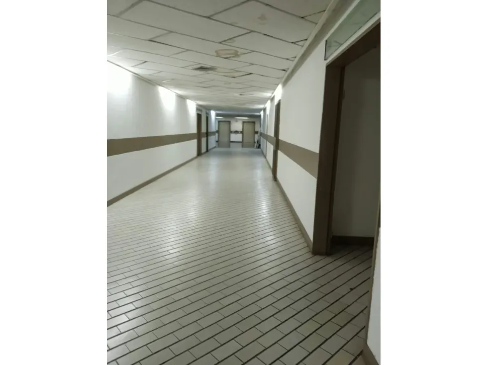 Alquiler oficina 865m2 Centro Seguros la Paz Boleita 5024 - 3