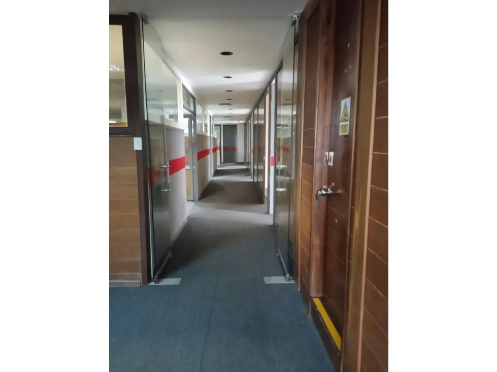 Alquiler oficina 865m2 Centro Seguros la Paz Boleita 5024 - 7