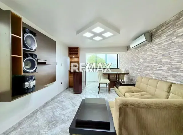 Apartamento en Residencias Fiallo Piso 6 - 18