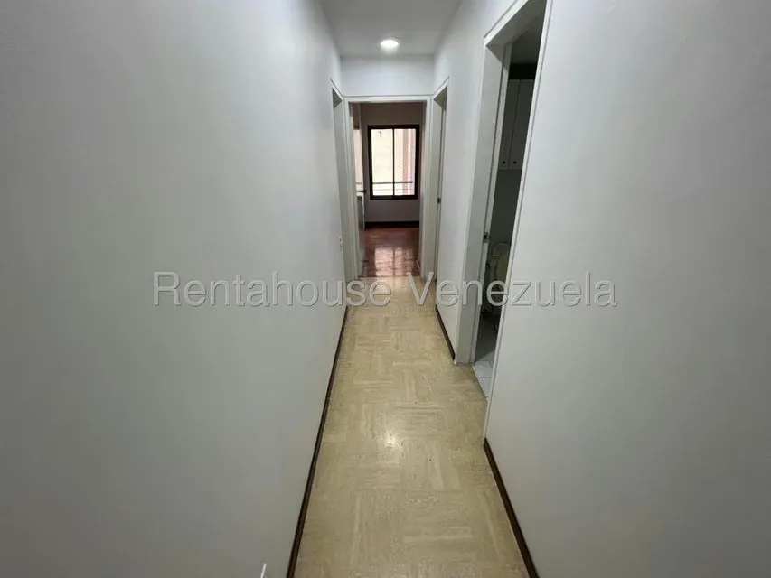 Apartamento (1 Nivel) en Venta en Terrazas del Avila, Distrito Metropolitano - 8