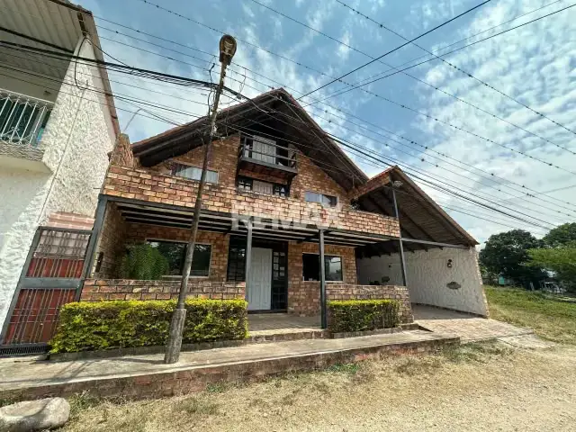 Casa. Venta. Barrancas