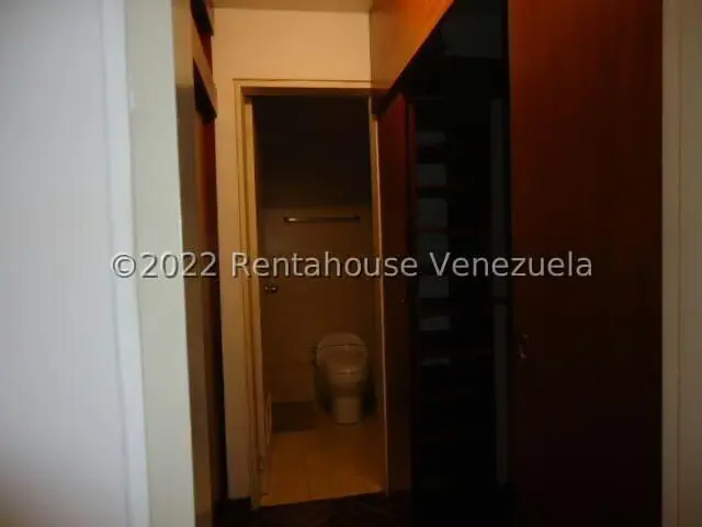 Apartamento (1 Nivel) en Venta en Los Samanes, Distrito Metropolitano - 25