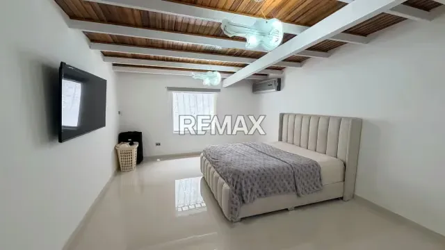 HERMOSO APARTAMENTO DE LUJO EN VENTA EN LAS MERCEDES. - 8