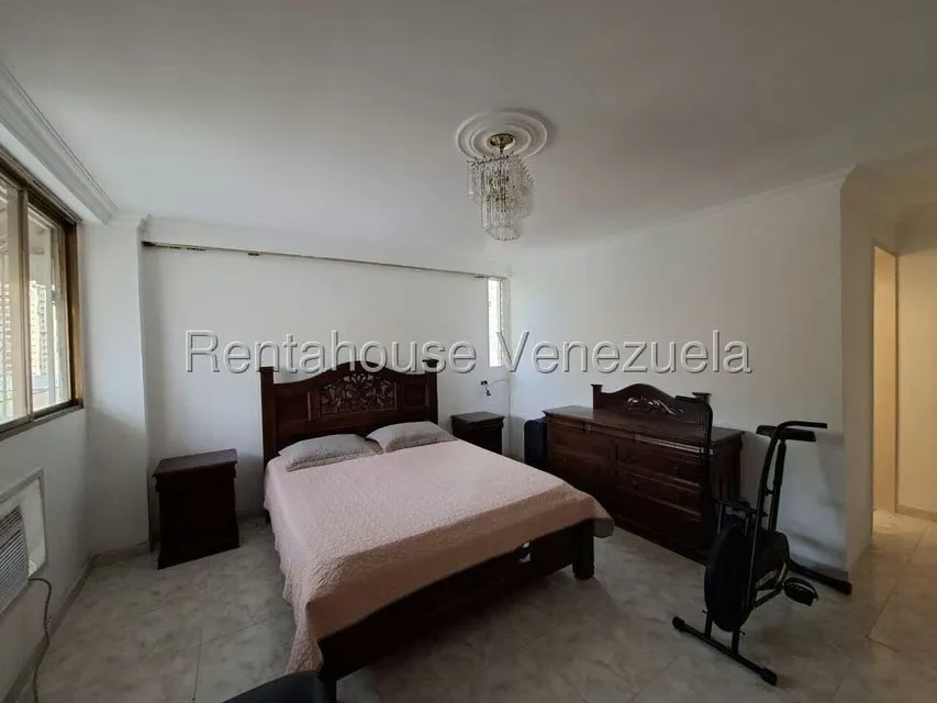 Apartamento (1 Nivel) en Venta en Avenida Bolivar, Aragua - 29